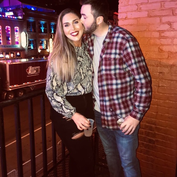 Meet your Posher, Emily - Picture 4 of 7